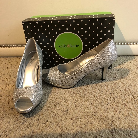 Kelly and Katie silver heels - Picture 2 of 4